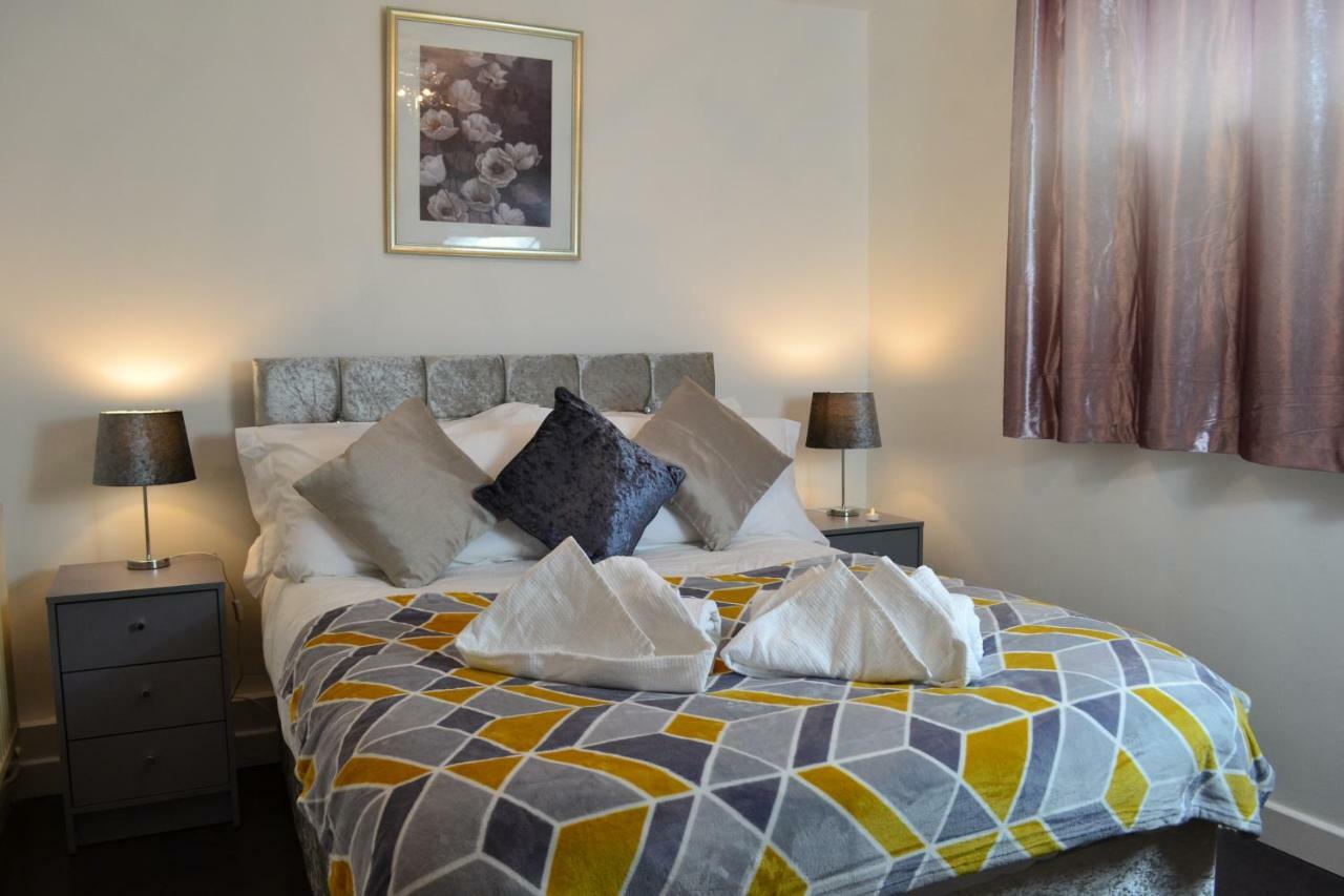 Epicsa - Family & Corporate Stay Mews Apartments With Free Parking CBG Esterno foto