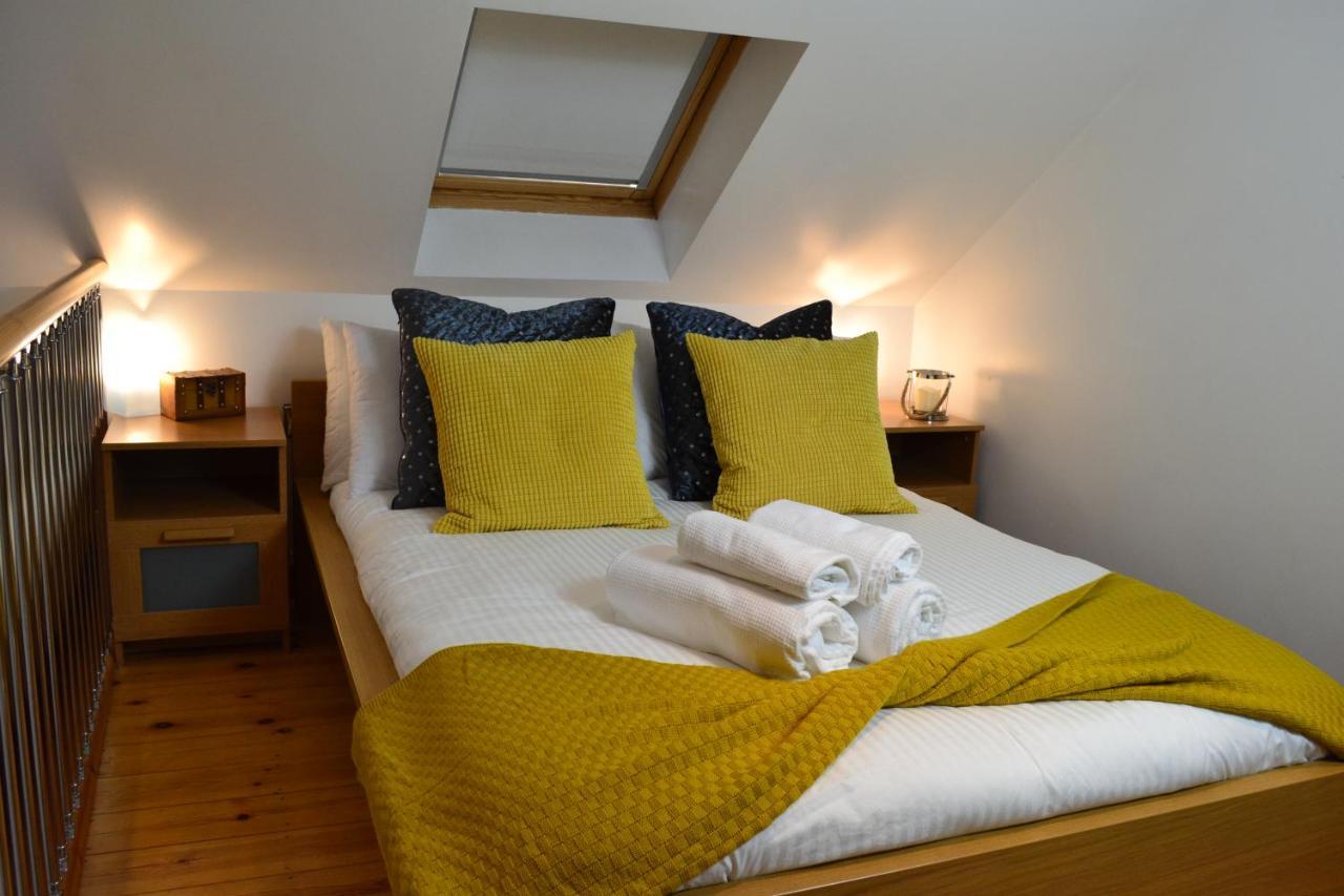 Epicsa - Family & Corporate Stay Mews Apartments With Free Parking CBG Esterno foto